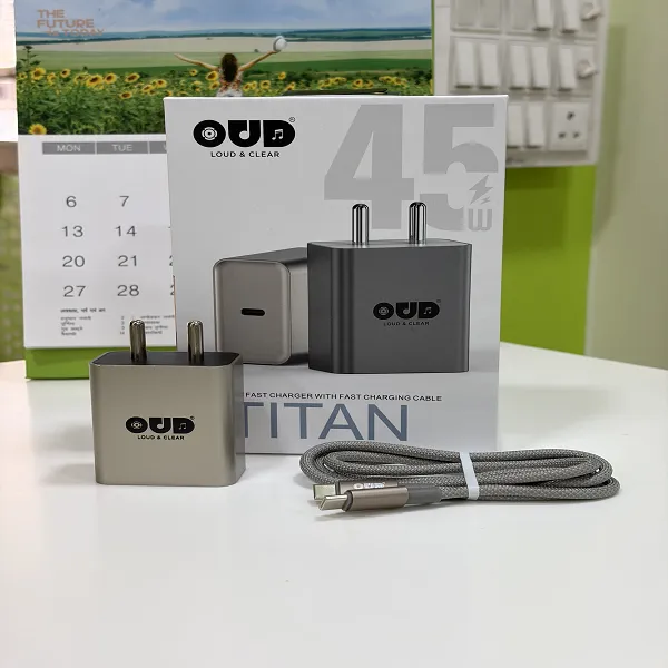 OUD TITAN SERIES 45W PD SUPER FAST CHARGER